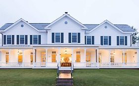 The Quogue Club